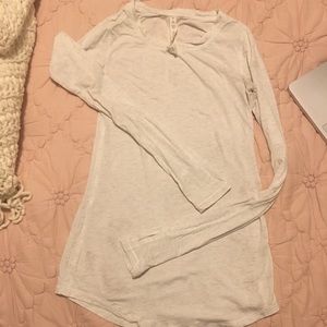 Heathered white lululemon long sleeve size 4